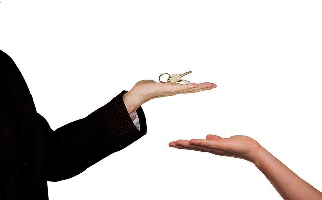 helpful_payday_loan_advice_tips_and_tricks.jpg