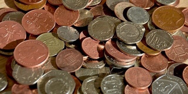 low_on_money_read_these_tips_about_cash_advances.jpg