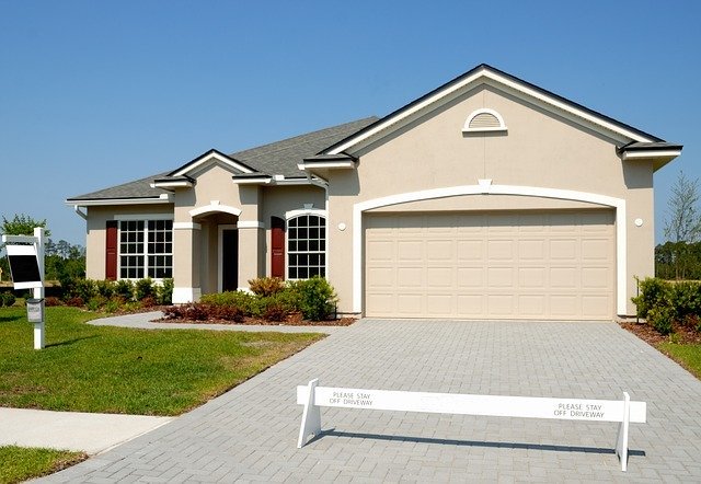 interested_in_finding_out_about_home_mortgages_read_this.jpg