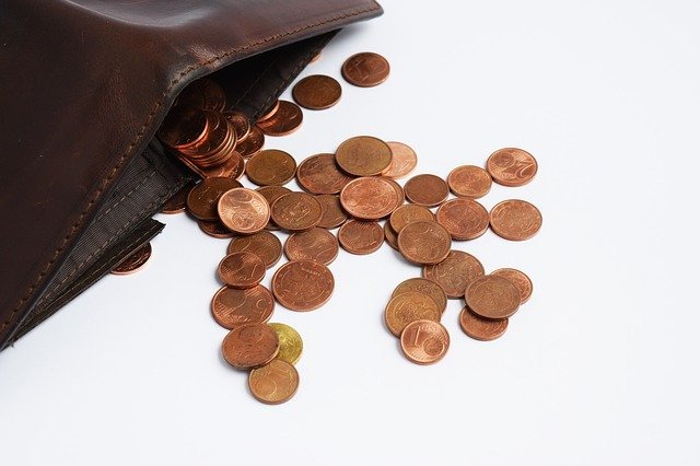 things_to_be_wary_of_when_using_payday_cash_advances.jpg