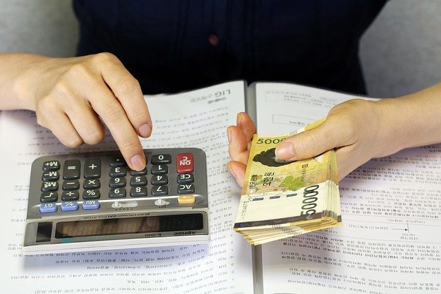 payday_loan_tips_that_will_help_you_out_financially.jpg