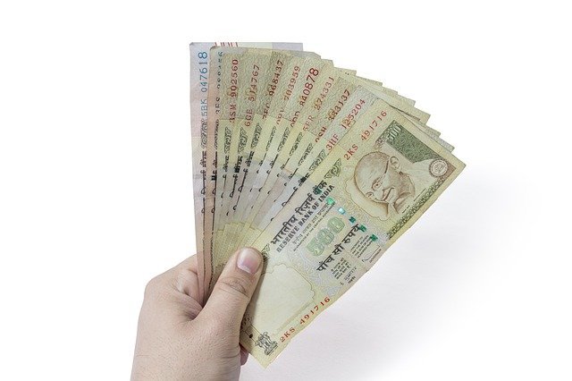 what_everyone_should_be_aware_of_regarding_cash_advance_loans.jpg